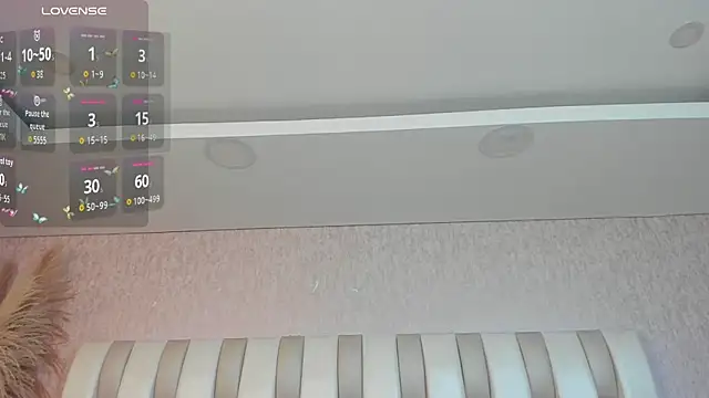 Snapshot of Rebeca_jones chatting on May 14, 12:12 pm Rebeca jones online show from May 14, 12:12 pm