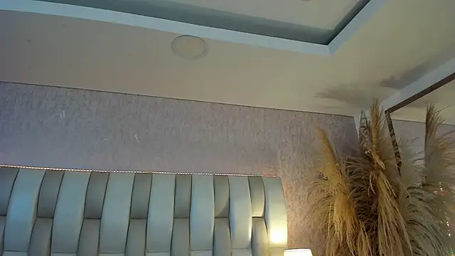 Snapshot of Rebeca_jones chatting on July 22, 1:14 pm Rebeca jones online show from July 22, 1:14 pm