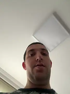 Snapshot of strange6696 chatting on January 20, 11:13 am strange6696 online show from January 20, 11:13 am