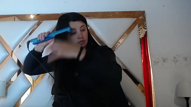 nathaly low1 online show from April 25, 12:52 pm