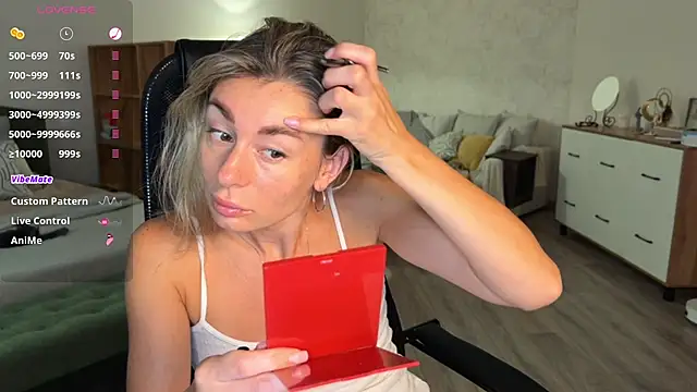 DannaEvan online show from August 1, 1:49 am
