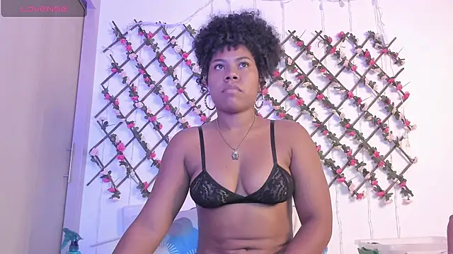 naughty ebonyy online show from July 1, 11:04 pm