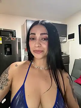 Snapshot of Valery_soto_ chatting on April 2, 7:11 pm Valery soto online show from April 2, 7:11 pm