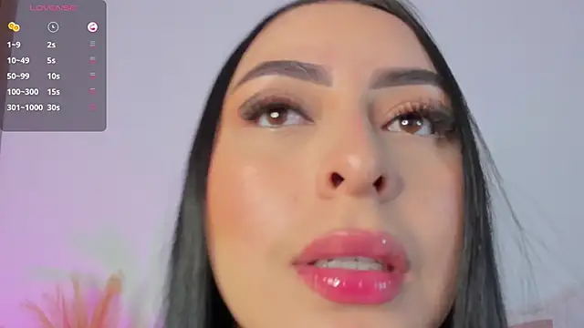 Snapshot of Kattycollinss1 chatting on March 8, 4:23 am Kattycollinss1 online show from March 8, 4:23 am