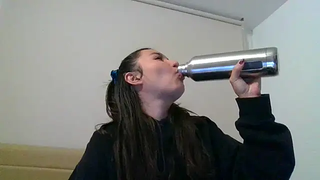 Snapshot of _andygirl chatting on May 12, 12:08 am andygirl online show from May 12, 12:08 am