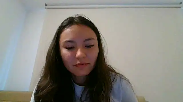 Snapshot of _andygirl chatting on June 3, 10:37 pm andygirl online show from June 3, 10:37 pm