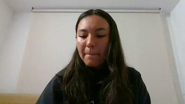Snapshot of _andygirl chatting on June 19, 12:37 am andygirl online show from June 19, 12:37 am