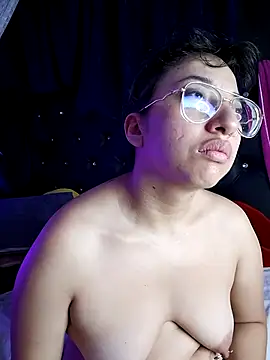 Snapshot of Piafisher1 chatting on March 10, 10:15 am Piafisher1 online show from March 10, 10:15 am