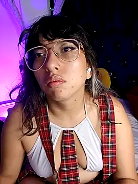 Snapshot of Piafisher1 chatting on March 15, 1:07 pm Piafisher1 online show from March 15, 1:07 pm