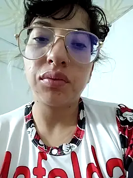 Snapshot of Piafisher1 chatting on March 17, 9:55 am Piafisher1 online show from March 17, 9:55 am