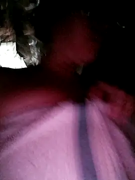 Snapshot of Piafisher1 chatting on September 14, 10:03 am Piafisher1 online show from September 14, 10:03 am