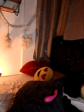 Snapshot of Piafisher1 chatting on October 6, 11:29 am Piafisher1 online show from October 6, 11:29 am