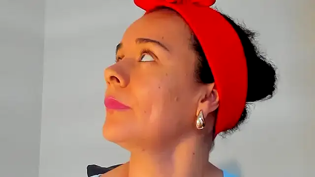 Sami Hotie1 online show from September 19, 8:09 pm