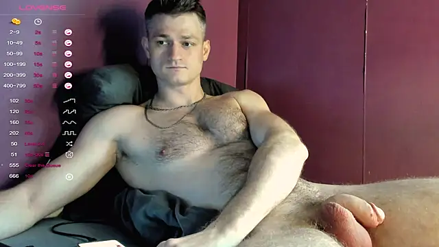 Snapshot of freddy_prett chatting on July 21, 3:03 pm freddy prett online show from July 21, 3:03 pm