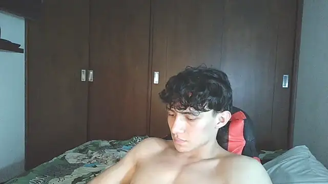 aresholland online show from October 12, 2:43 am