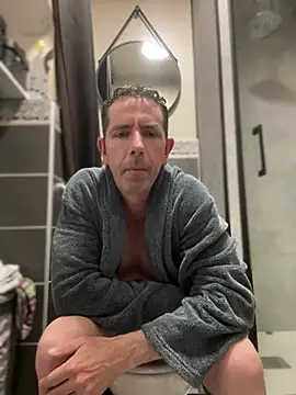 Snapshot of Exhibsexe chatting on May 17, 7:21 pm Exhibsexe online show from May 17, 7:21 pm