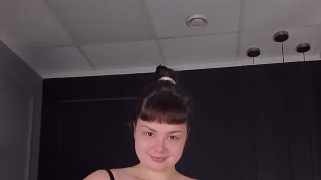 Mayayammy online show from December 19, 2:02 pm