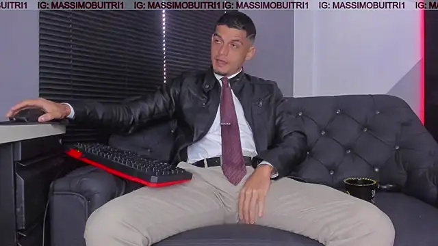 massimo g online show from November 22, 1:32 pm