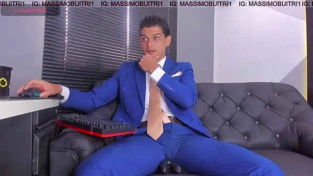 Snapshot of massimo_g chatting on May 12, 12:35 pm massimo g online show from May 12, 12:35 pm