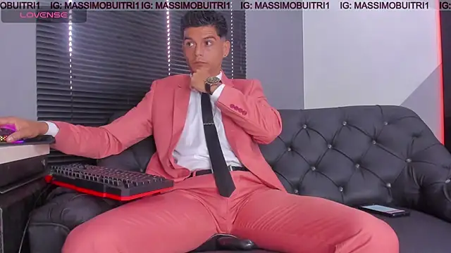 Snapshot of massimo_g chatting on May 29, 12:58 pm massimo g online show from May 29, 12:58 pm