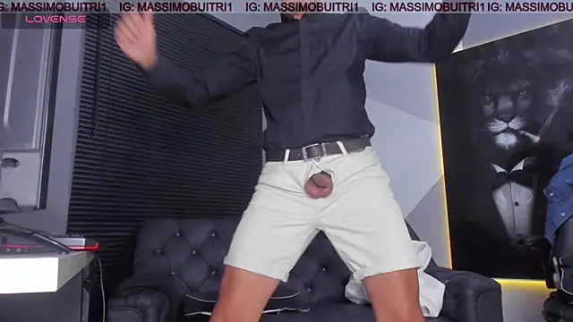 Snapshot of massimo_g chatting on May 30, 11:57 pm massimo g online show from May 30, 11:57 pm