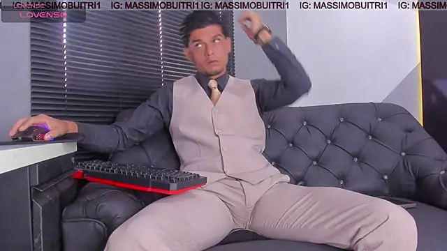 Snapshot of massimo_g chatting on July 12, 1:46 pm massimo g online show from July 12, 1:46 pm