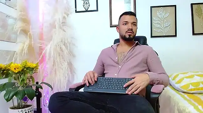 mathew vidal1 online show from February 4, 10:13 pm