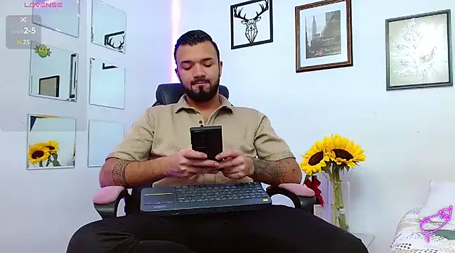 mathew vidal1 online show from February 22, 6:39 am