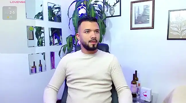 mathew vidal1 online show from March 11, 3:26 am