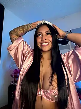 meganjames1 online show from January 7, 12:18 pm