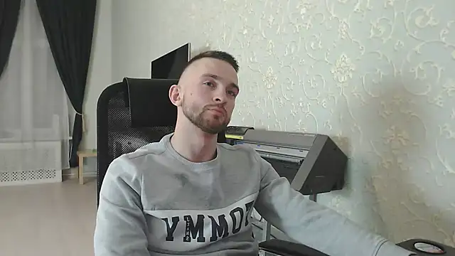 Marselle Laker online show from December 1, 4:23 pm