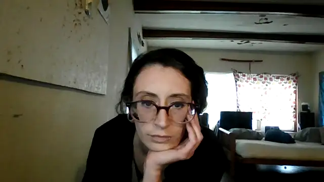 RavenRain888 online show from April 29, 11:55 pm