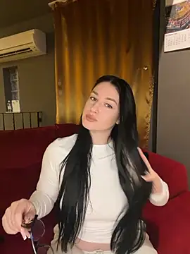 moniqque online show from December 2, 5:46 am