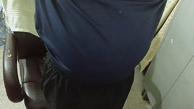 Snapshot of rentarob chatting on November 7, 3:50 am rentarob online show from November 7, 3:50 am