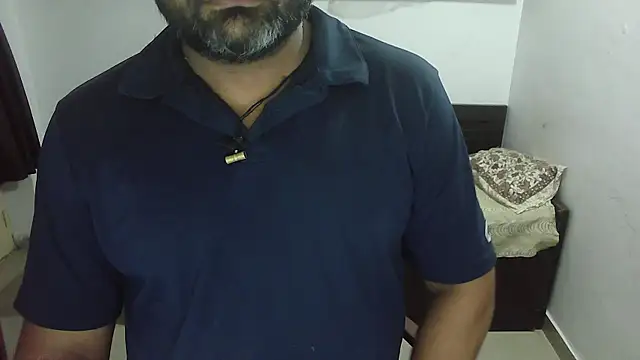Snapshot of rentarob chatting on May 10, 1:16 pm rentarob online show from May 10, 1:16 pm
