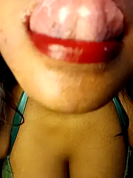 Hotlisa online show from November 26, 5:08 am