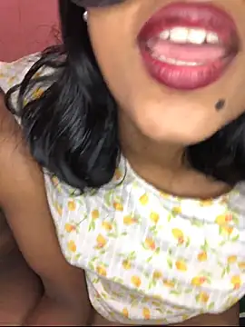 Snapshot of Naughty_soulz chatting on November 24, 4:34 am Naughty soulz online show from November 24, 4:34 am