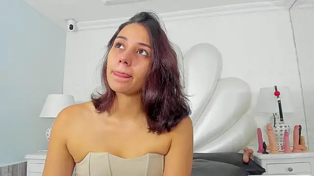 Snapshot of LucianaCarter chatting on December 18, 12:18 pm LucianaCarter online show from December 18, 12:18 pm