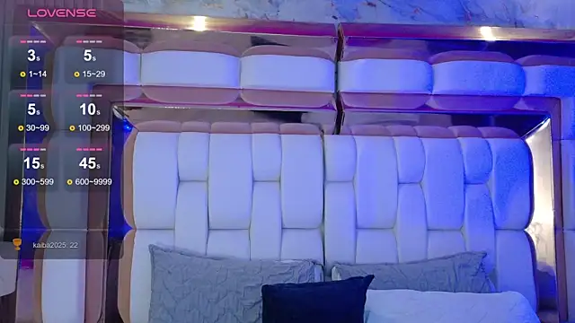 Snapshot of valkiria_moore chatting on November 5, 7:47 pm valkiria moore online show from November 5, 7:47 pm