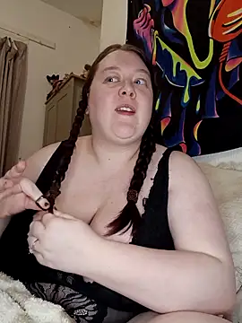 Sexycurvyemilyy online show from March 12, 10:05 pm