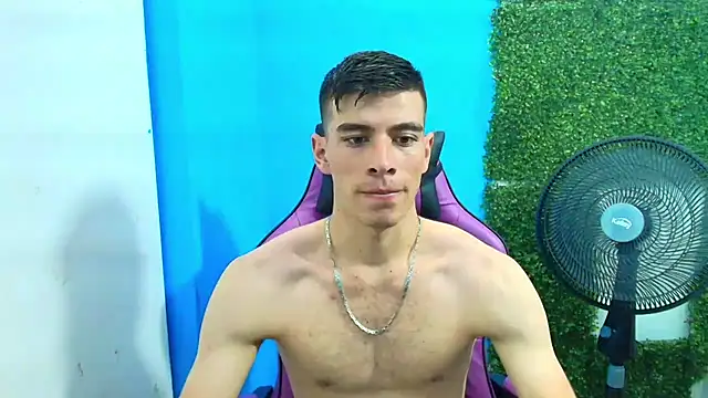 Snapshot of DEIBY_BABY chatting on January 29, 6:50 pm DEIBY BABY online show from January 29, 6:50 pm