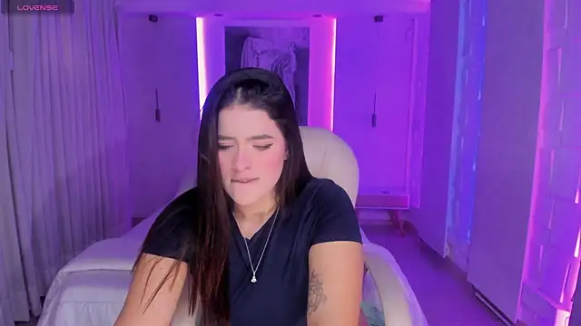 nathalie rivers online show from November 5, 11:21 am