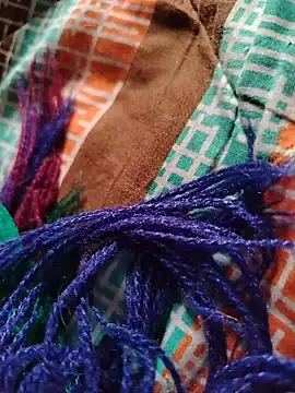 LissaThompsom online show from December 15, 10:03 pm