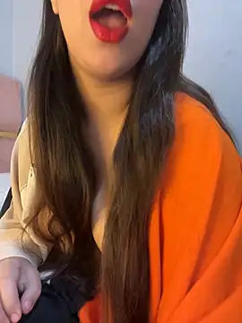 Snapshot of Mayacrayzi chatting on February 4, 9:17 am Mayacrayzi online show from February 4, 9:17 am