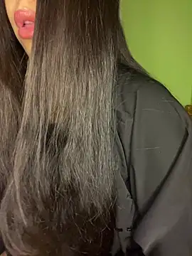 Snapshot of Mayacrayzi chatting on February 1, 10:36 am Mayacrayzi online show from February 1, 10:36 am