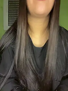 Snapshot of Mayacrayzi chatting on June 18, 9:25 am Mayacrayzi online show from June 18, 9:25 am
