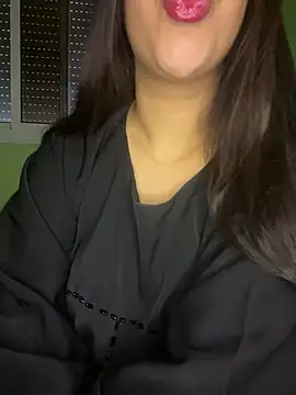 Snapshot of Mayacrayzi chatting on June 20, 9:23 am Mayacrayzi online show from June 20, 9:23 am
