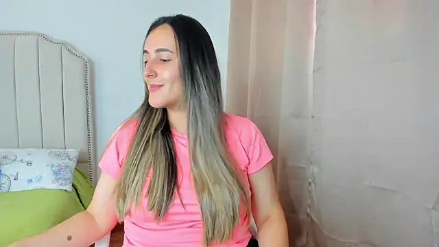 Hanna86 online show from November 12, 7:57 pm