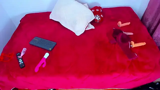 Snapshot of Rick_n_Summer chatting on December 30, 1:04 am Rick n Summer online show from December 30, 1:04 am