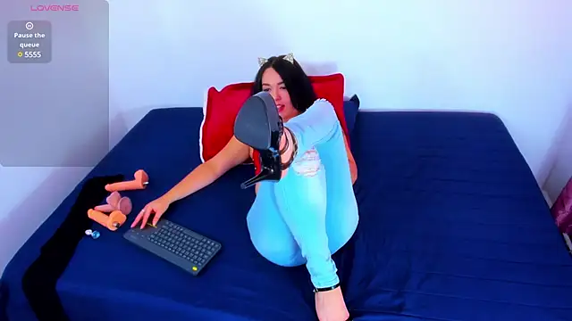 Snapshot of Rick_n_Summer chatting on March 5, 9:37 pm Rick n Summer online show from March 5, 9:37 pm